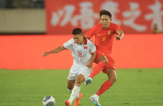 前面临的系, 国少队在