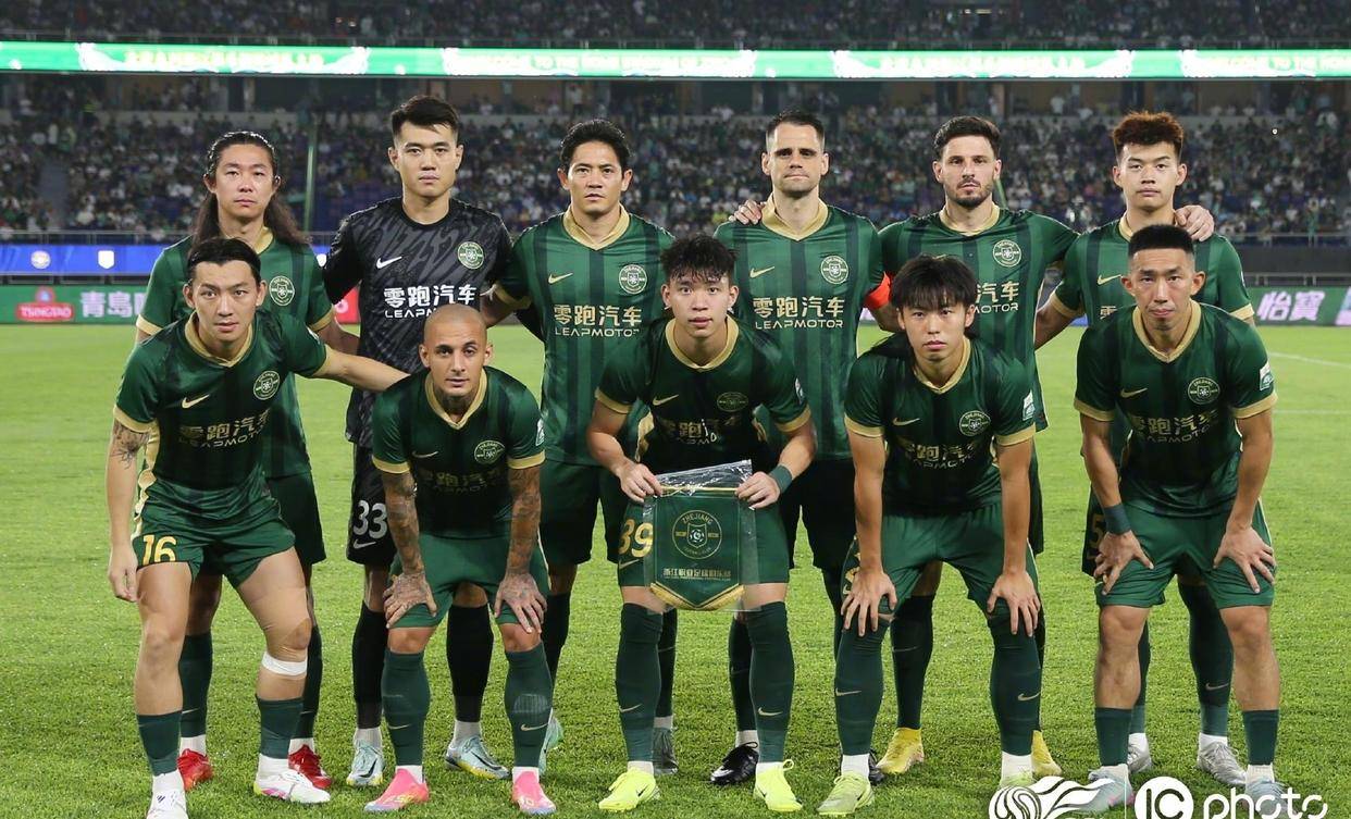 会拼到底, 夏窗才加盟