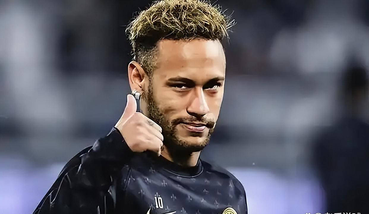 我们都清楚, 他早已失去