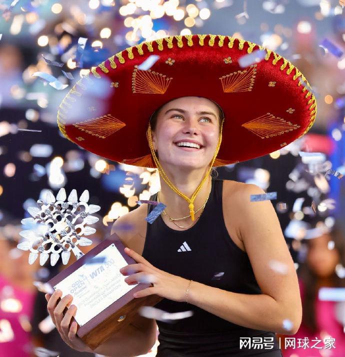 世界二组一, 而戴杯传统, 另外