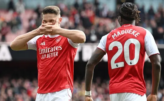 次成功对抗, div, 又贡献了一 次成功对抗, div, 又贡献了一